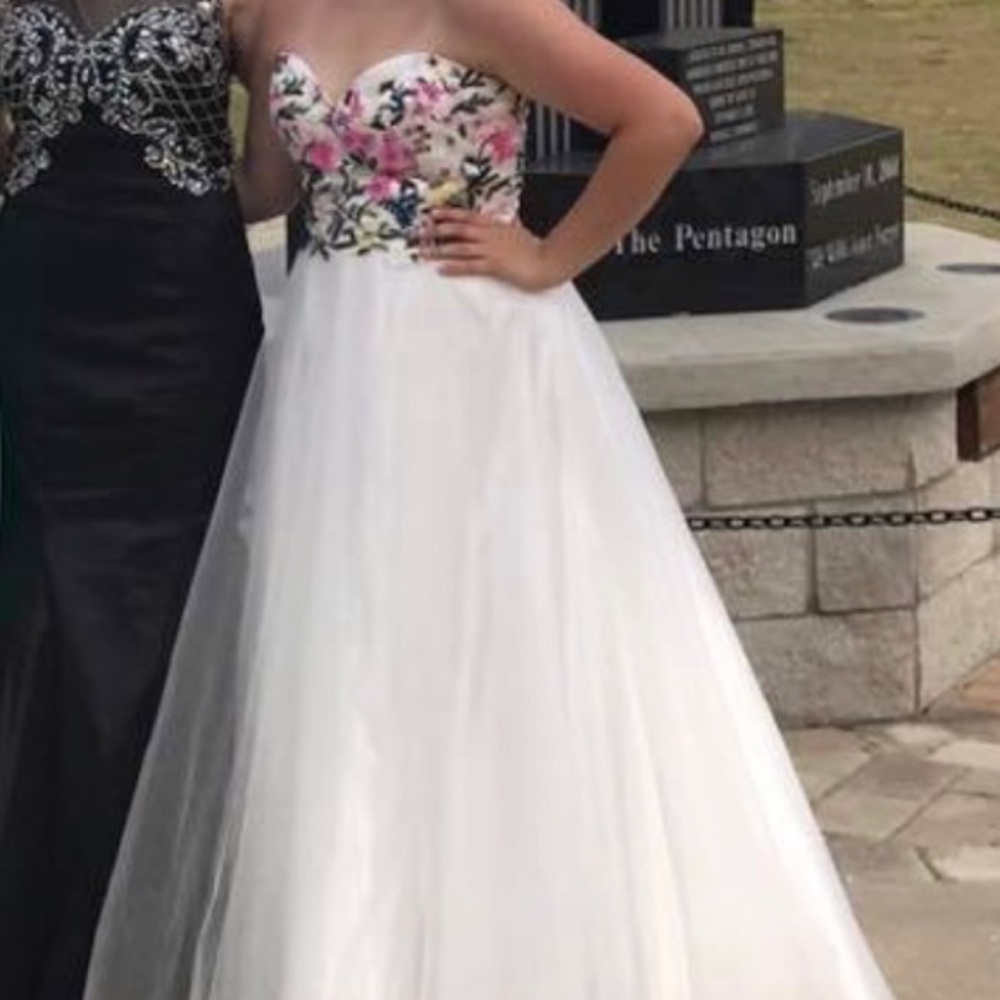 Prom dress